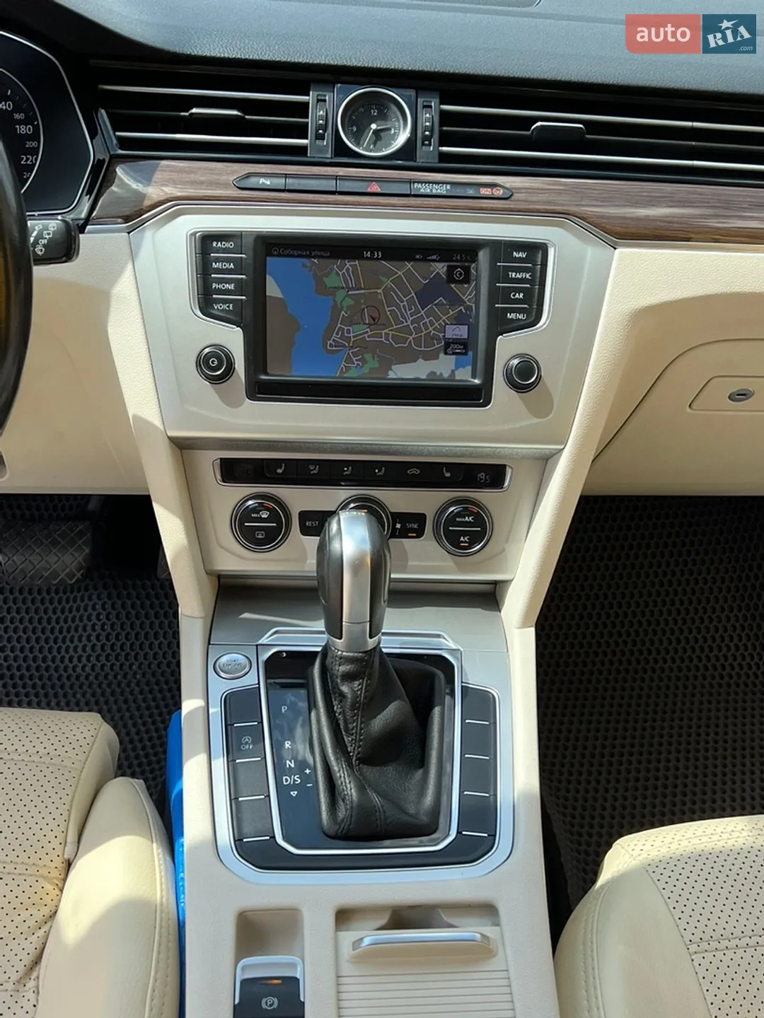 2015 Volkswagen Passat - мініатюра 8