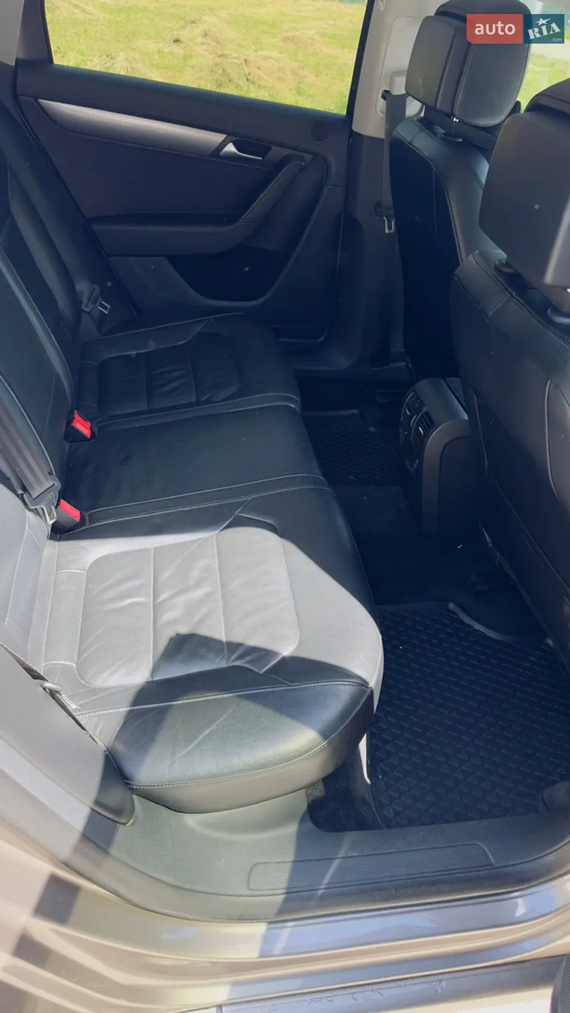 2011 Volkswagen Passat - мініатюра 38