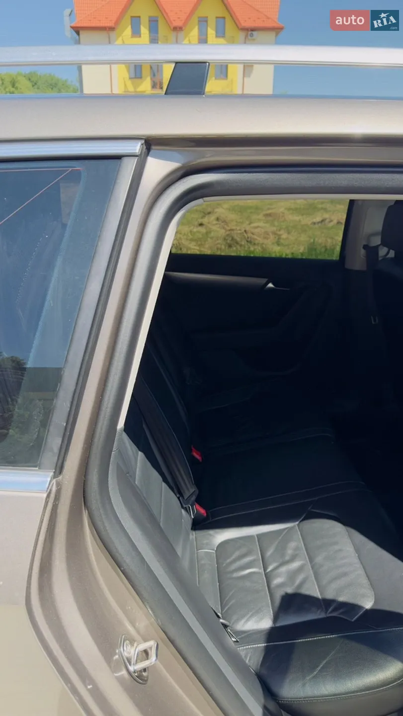 2011 Volkswagen Passat - мініатюра 41