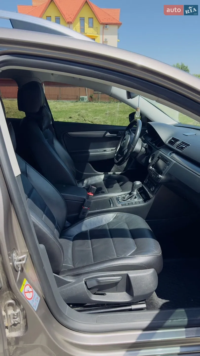 2011 Volkswagen Passat - мініатюра 44