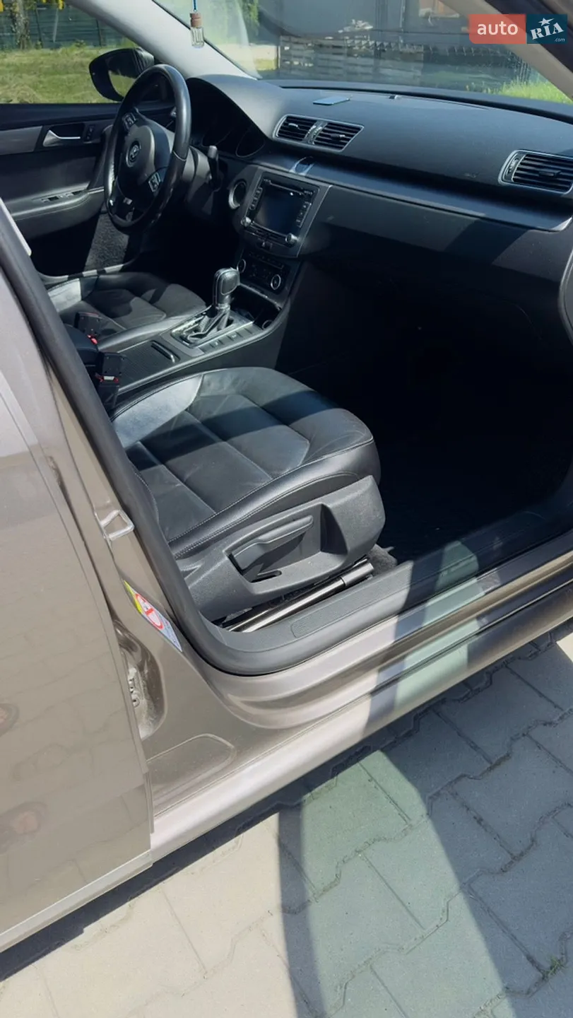 2011 Volkswagen Passat - мініатюра 45