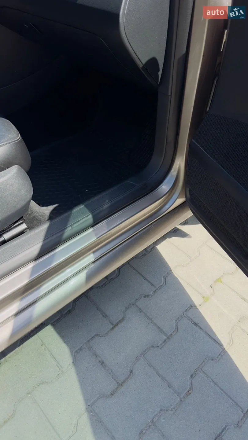 2011 Volkswagen Passat - мініатюра 46