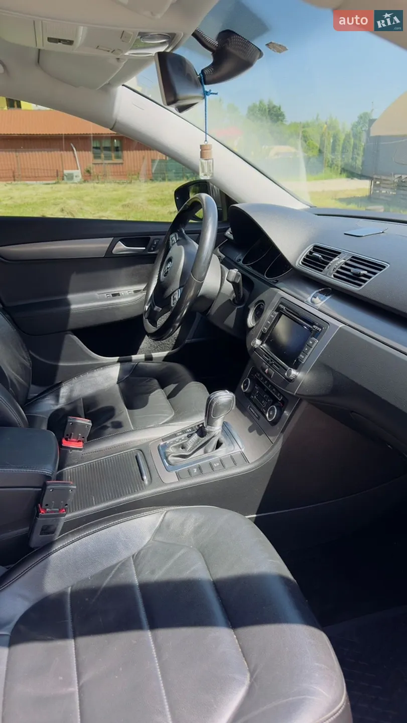 2011 Volkswagen Passat - мініатюра 48