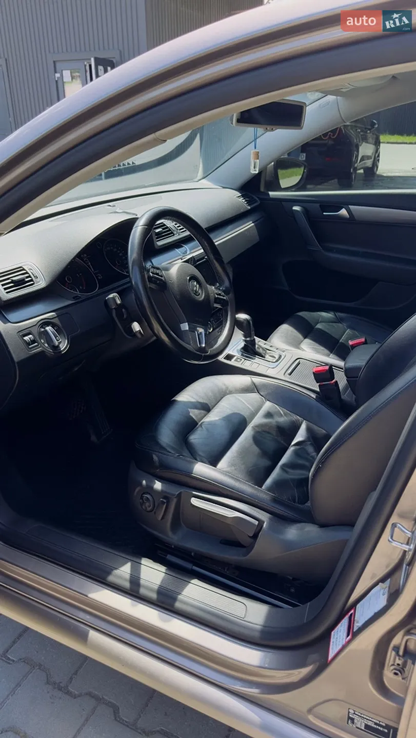 2011 Volkswagen Passat - мініатюра 60
