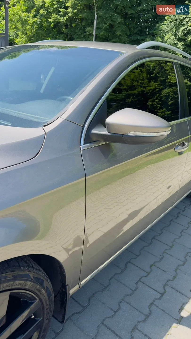 2011 Volkswagen Passat - мініатюра 21