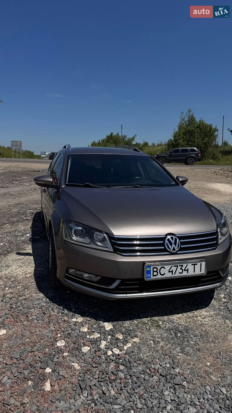 2011 Volkswagen Passat - мініатюра 4