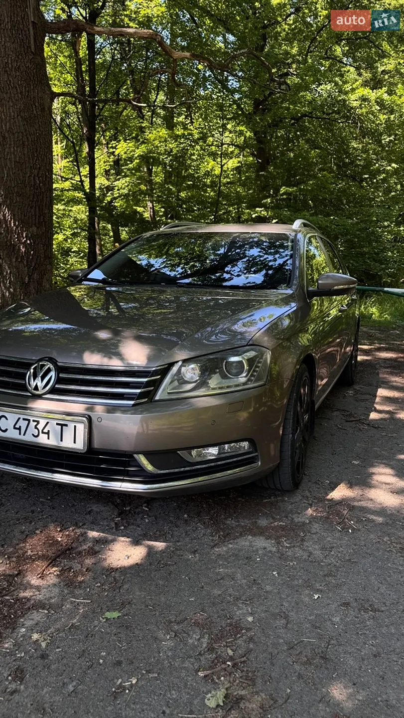 2011 Volkswagen Passat - мініатюра 3