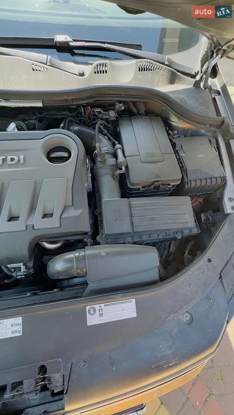 2011 Volkswagen Passat - мініатюра 98