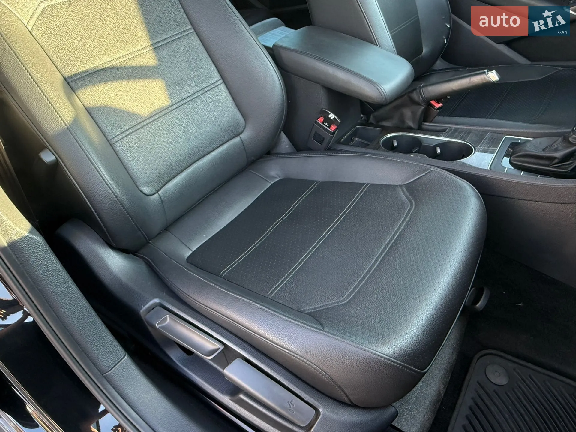 2015 Volkswagen Passat - мініатюра 18
