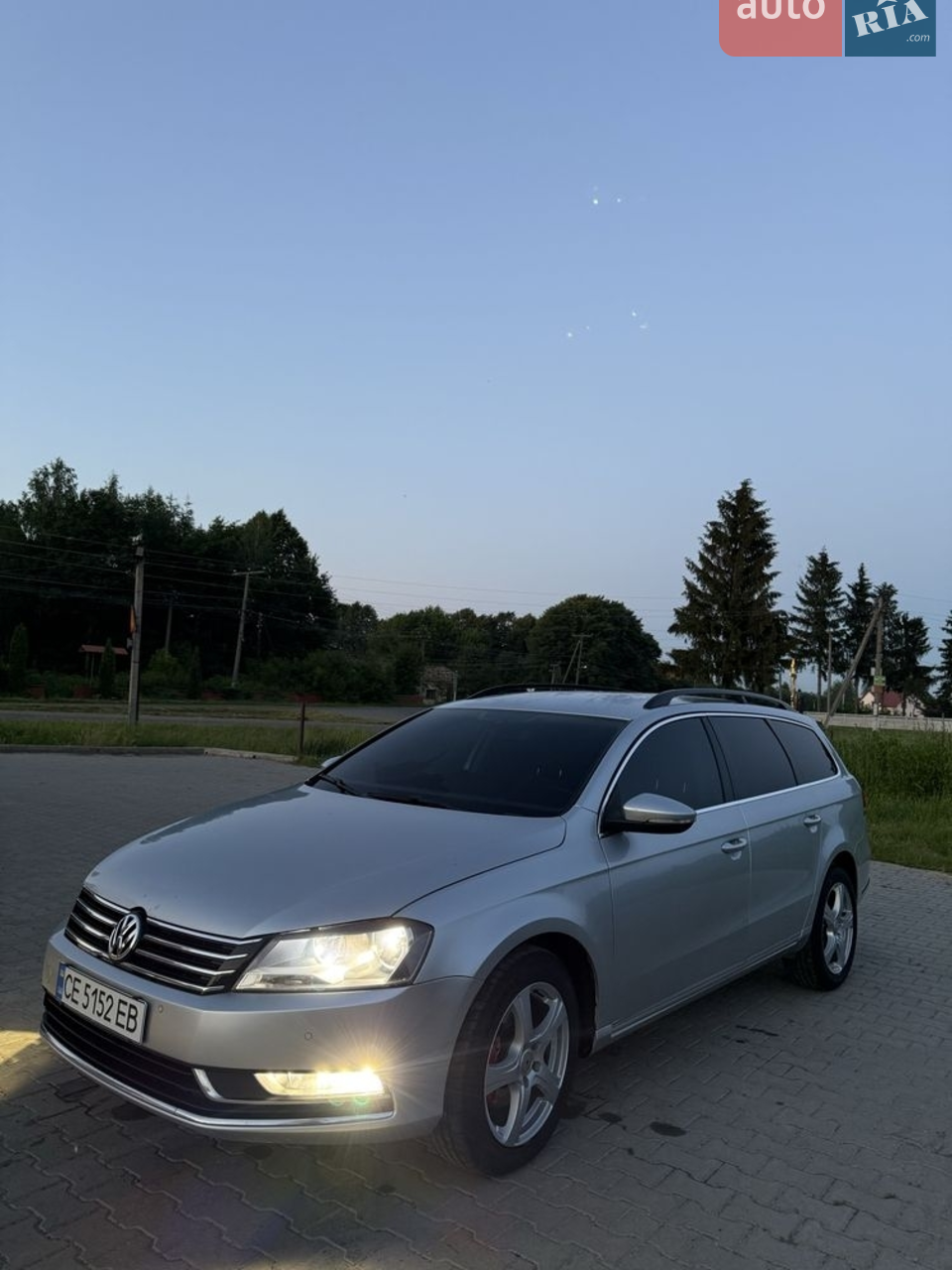 2010 Volkswagen Passat - мініатюра 17