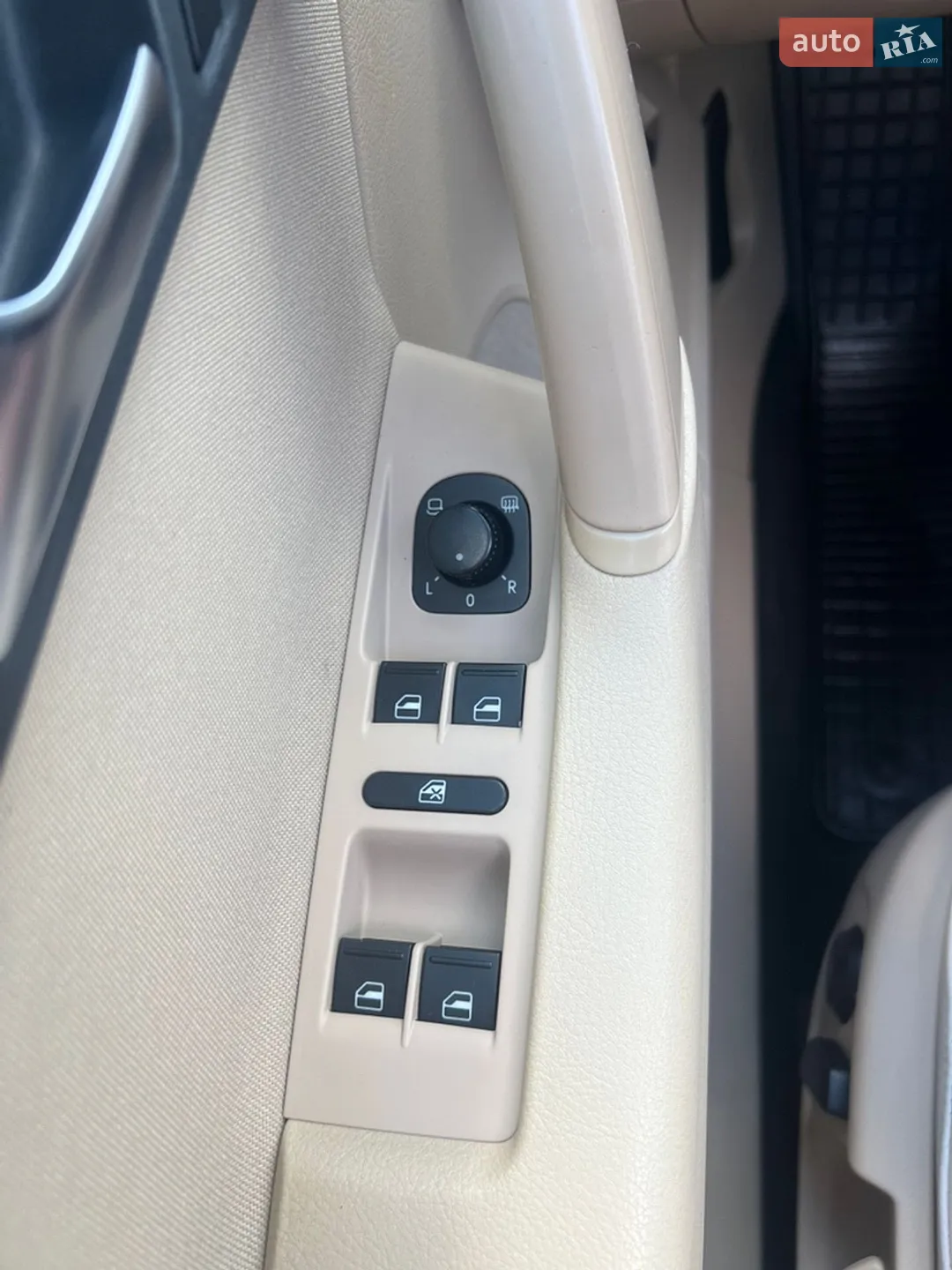 2012 Volkswagen Passat - мініатюра 33