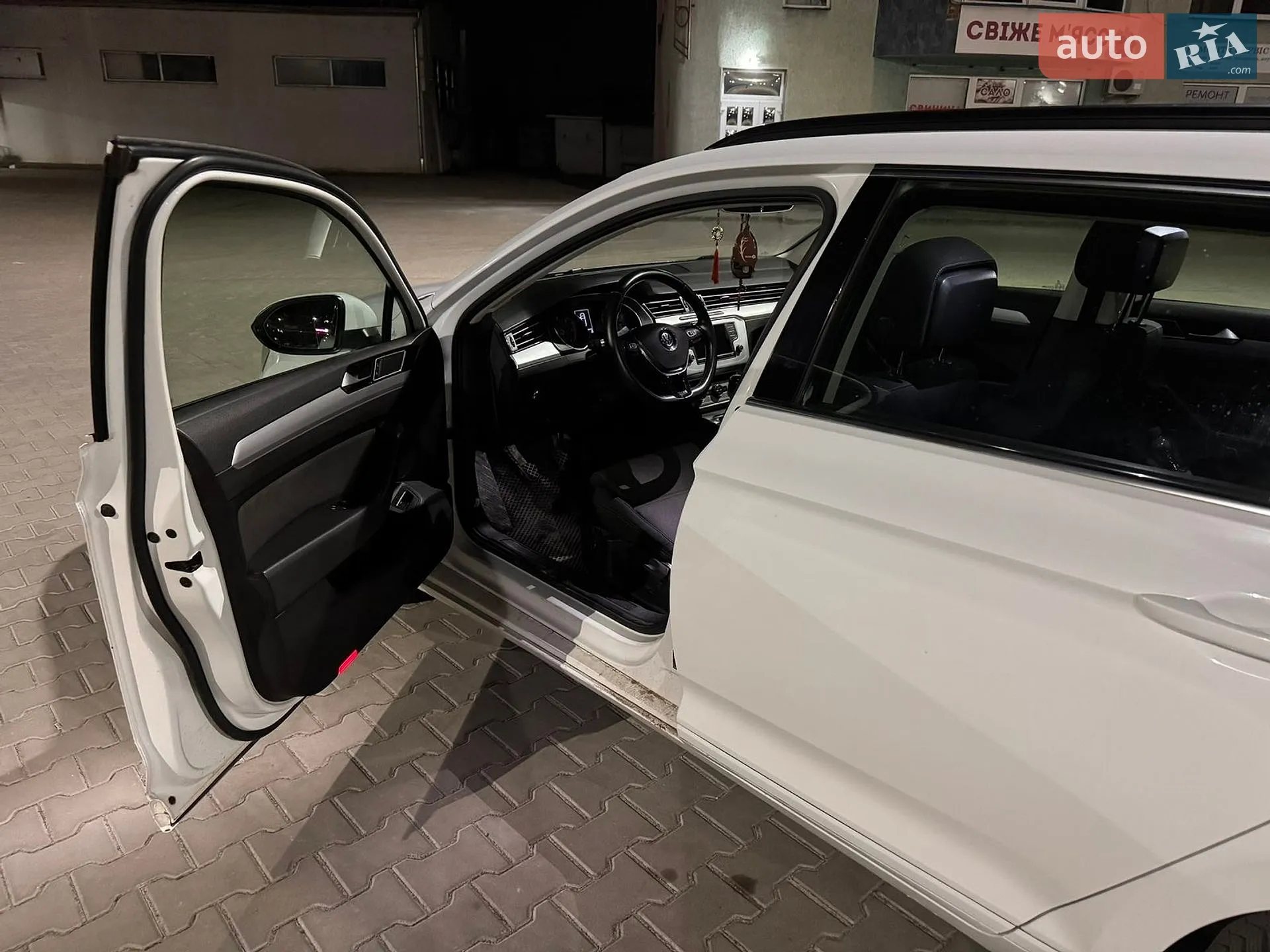 2015 Volkswagen Passat - мініатюра 3