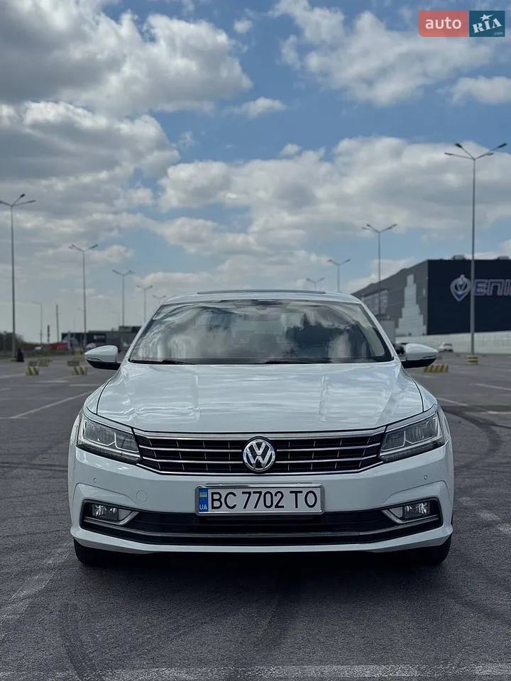 2017 Volkswagen Passat - мініатюра 24