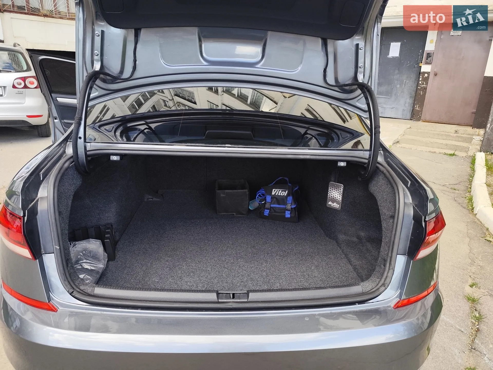 2021 Volkswagen Passat - мініатюра 19