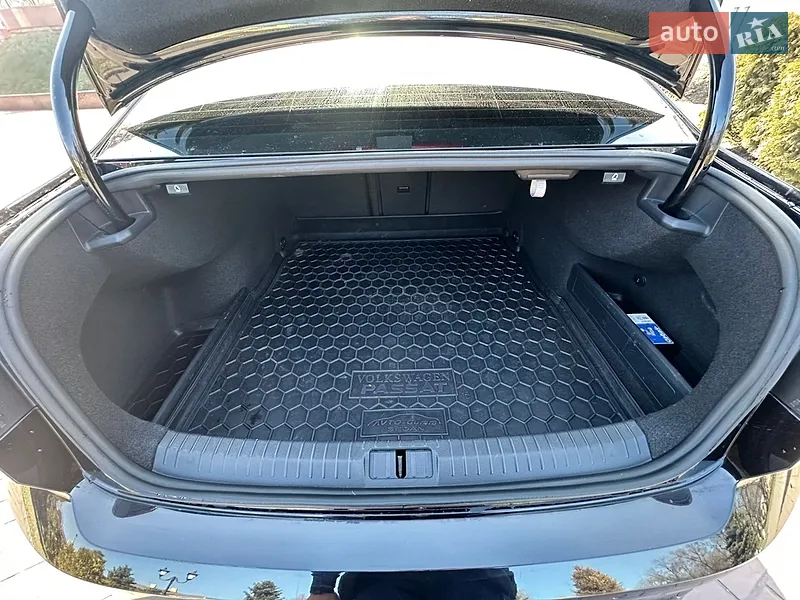 Volkswagen Passat 2015 VIN WVWZZZ3CZGE017909 фото оголошення 37 з 80