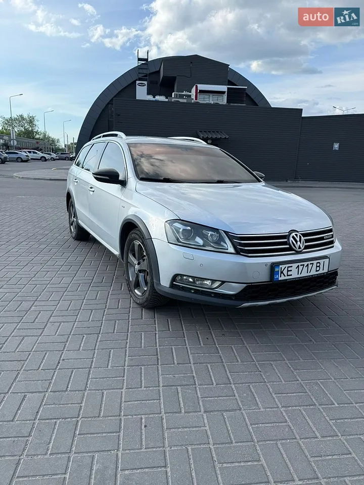 2013 Volkswagen Passat - мініатюра 17