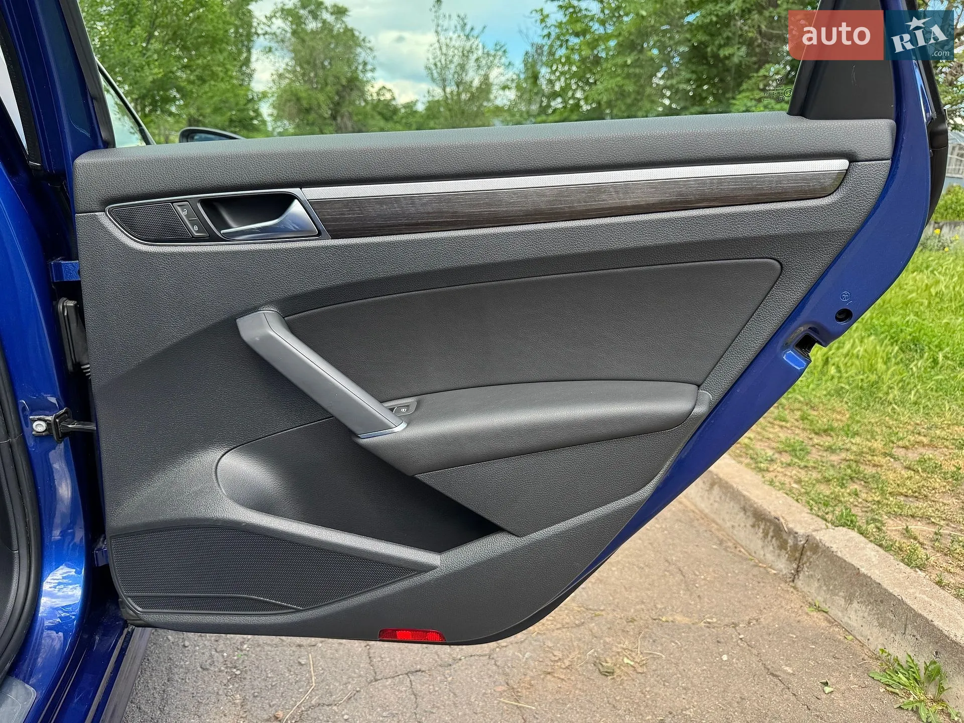 2017 Volkswagen Passat - мініатюра 36