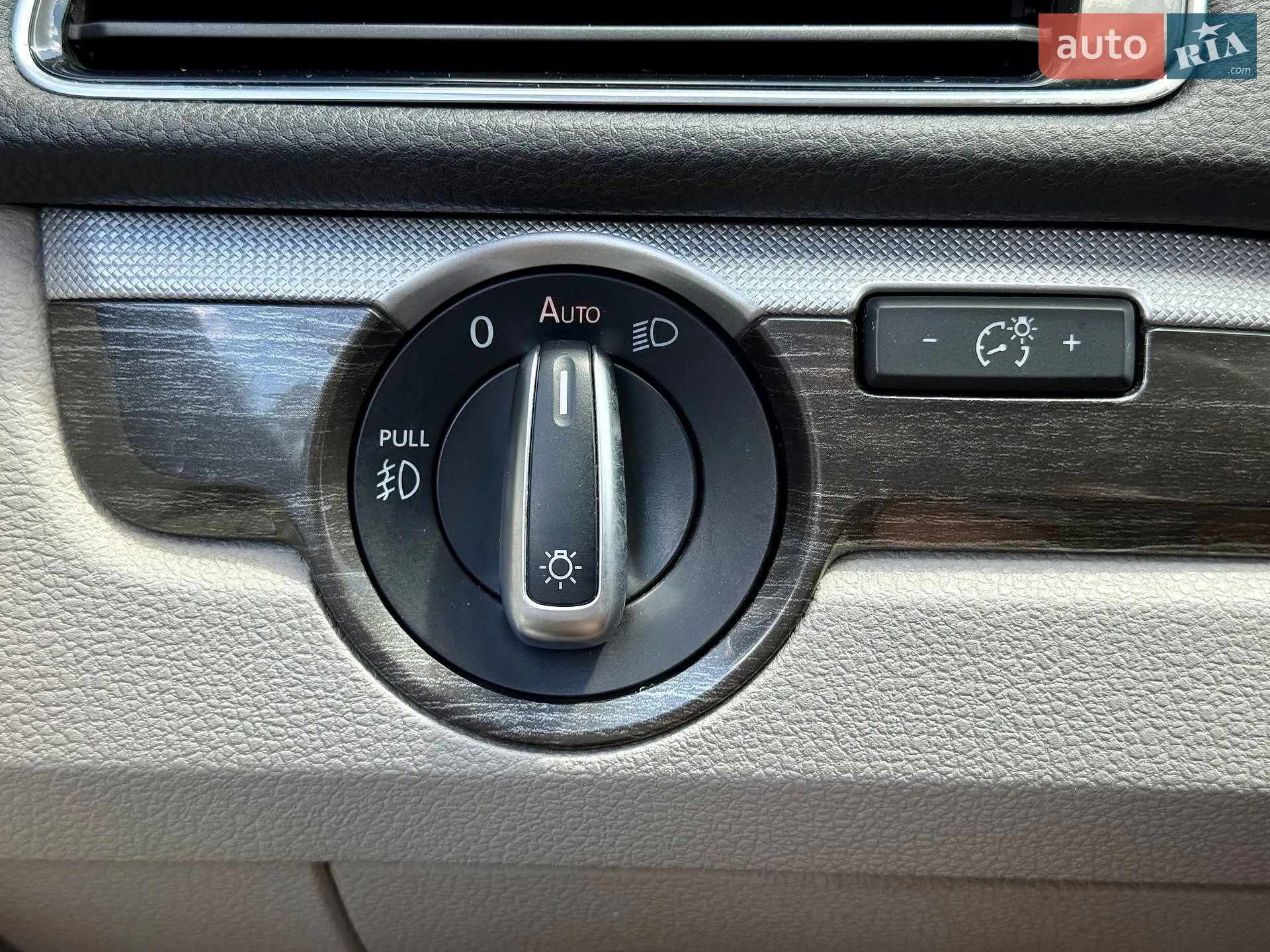 2016 Volkswagen Passat - мініатюра 16