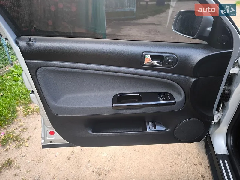 Volkswagen Passat 2004 VIN WVWZZZ3BZ4E116706 фото оголошення 14 з 62