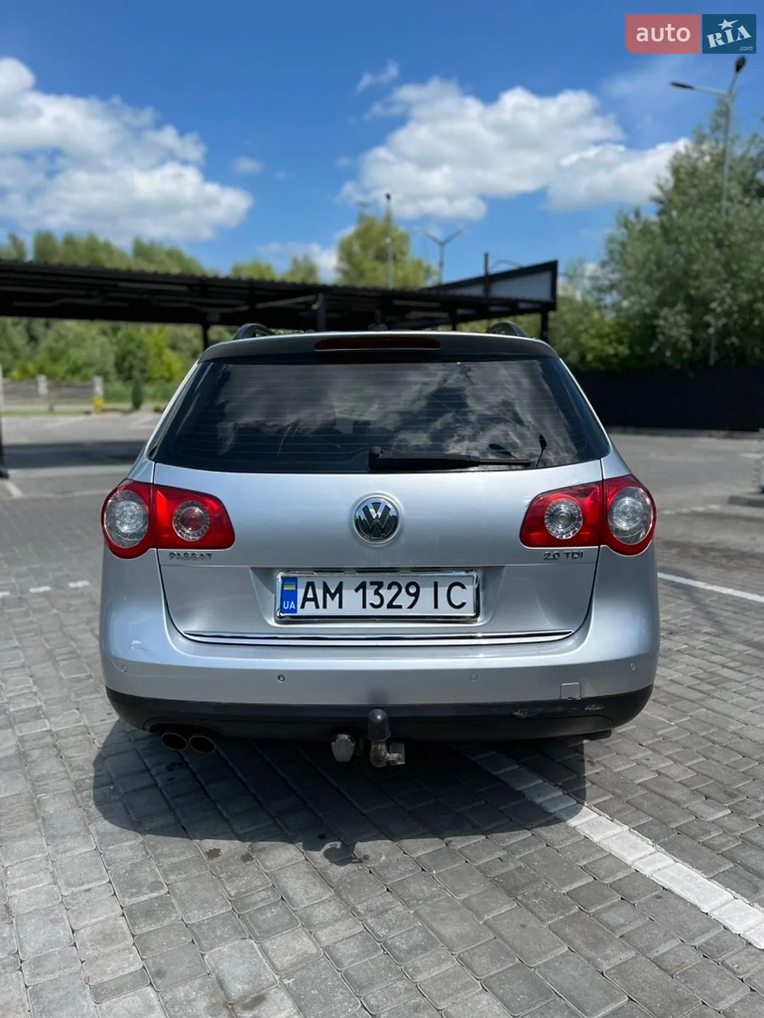 2010 Volkswagen Passat - мініатюра 4