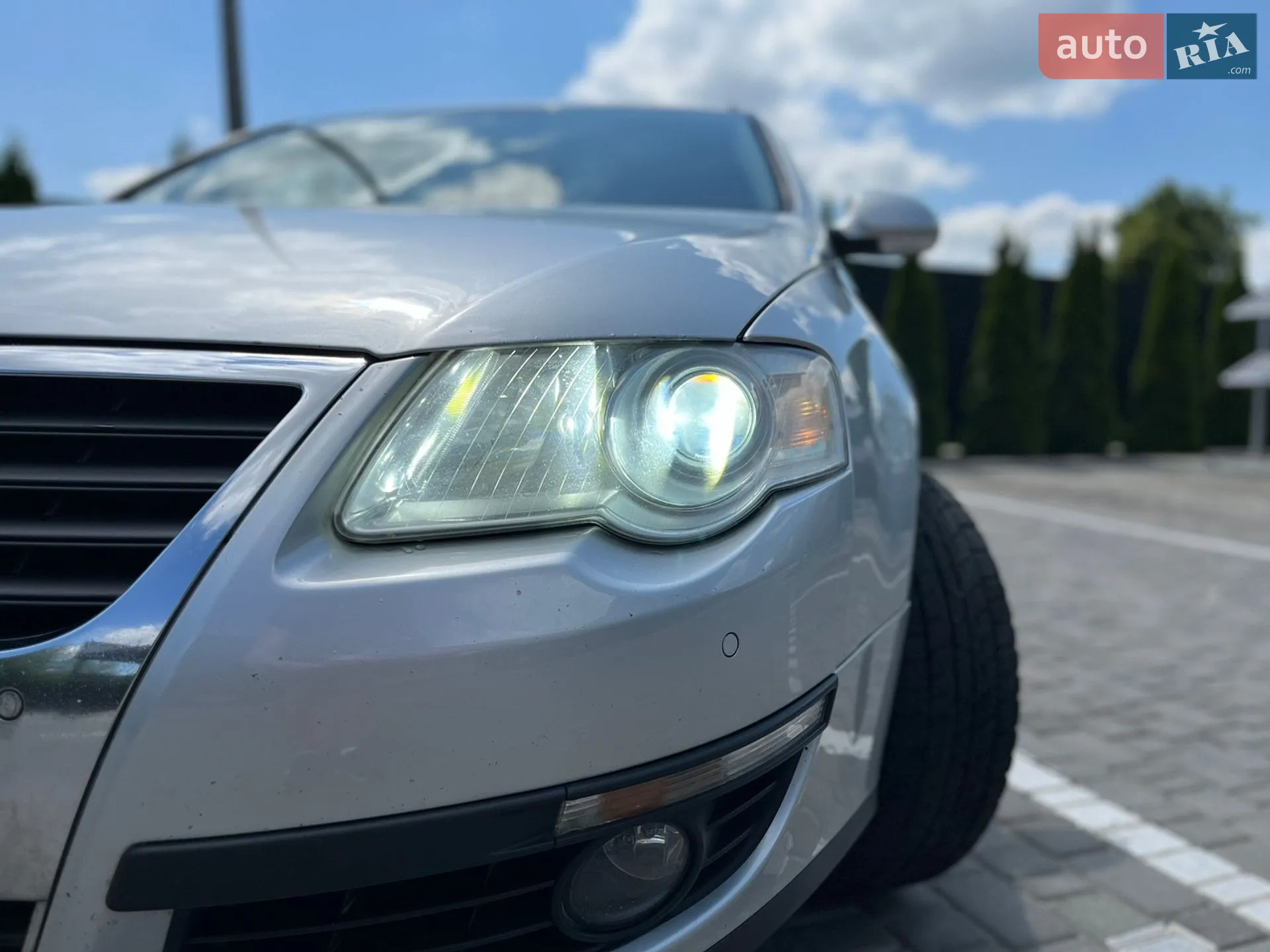 2010 Volkswagen Passat - мініатюра 8