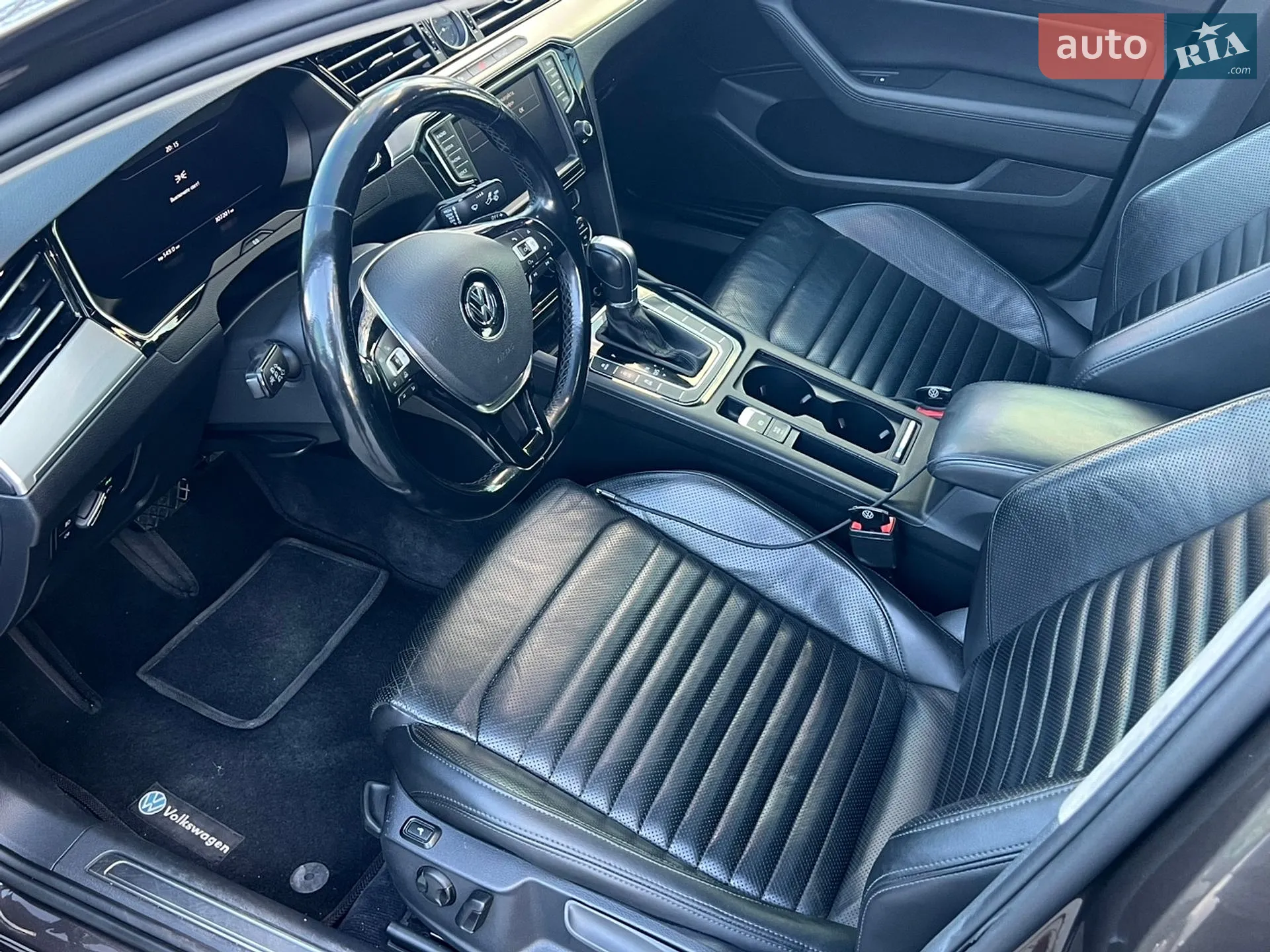 2015 Volkswagen Passat - мініатюра 11
