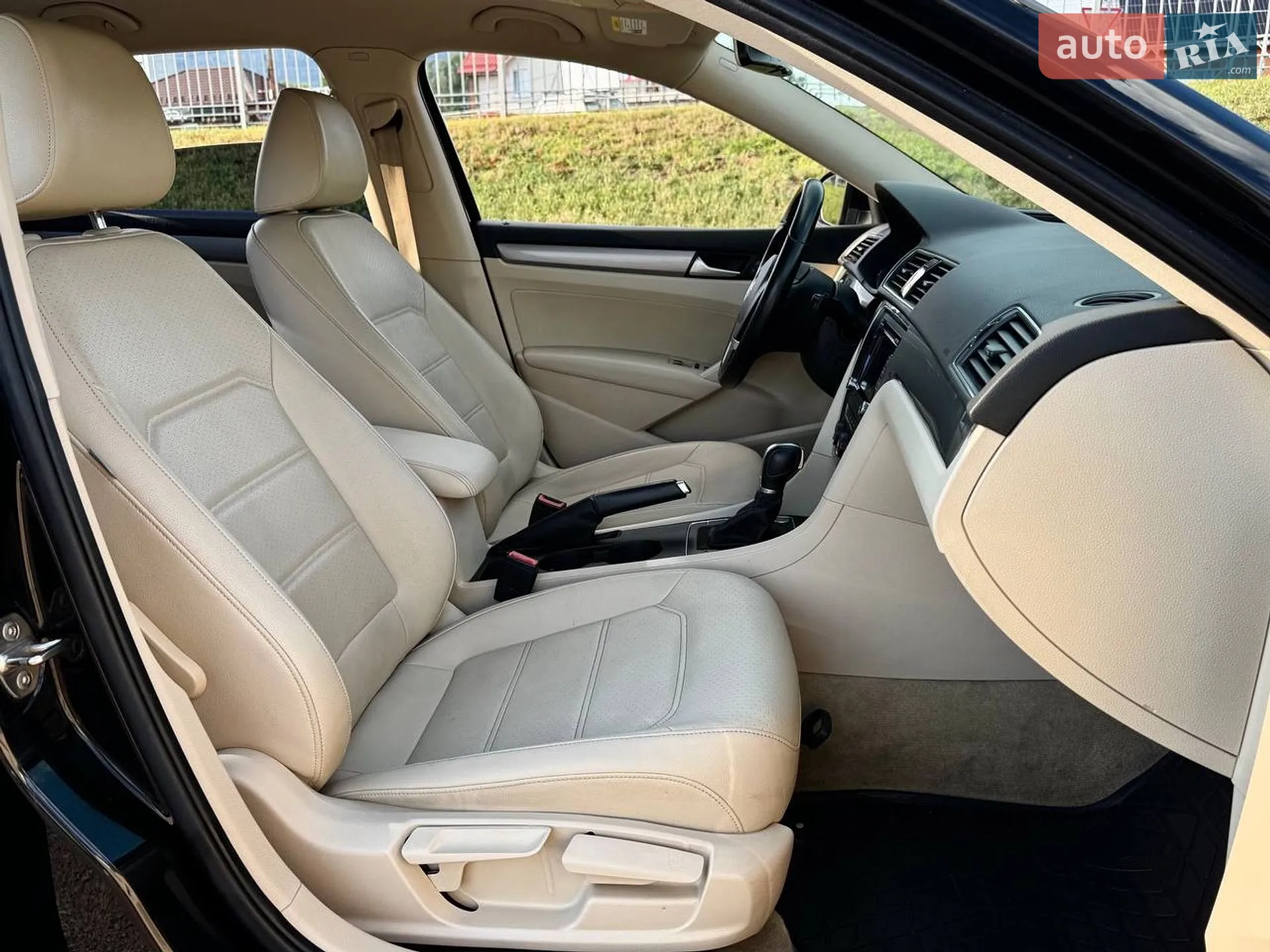 2015 Volkswagen Passat - мініатюра 24
