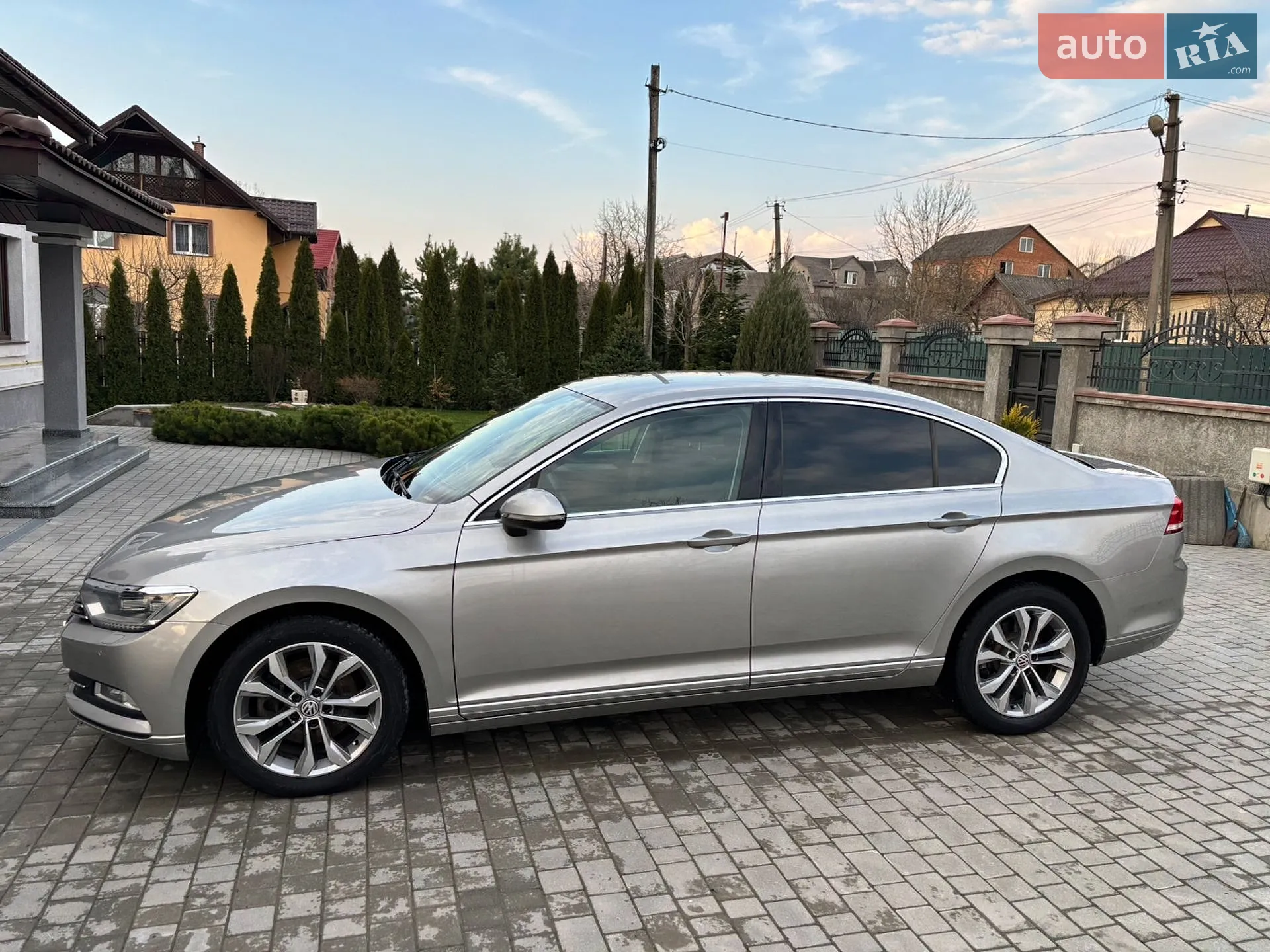 2015 Volkswagen Passat - мініатюра 3