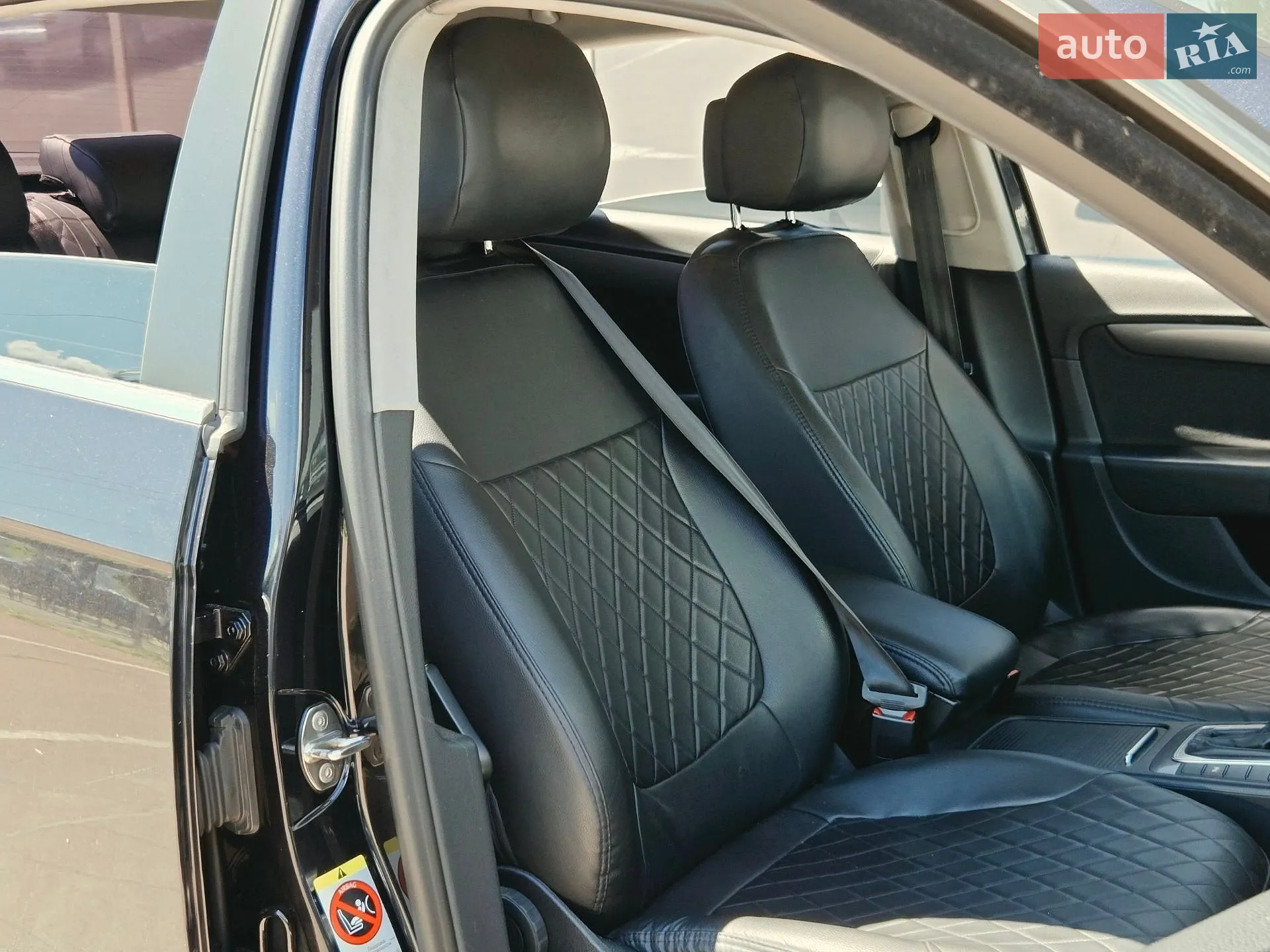 2013 Volkswagen Passat - мініатюра 25
