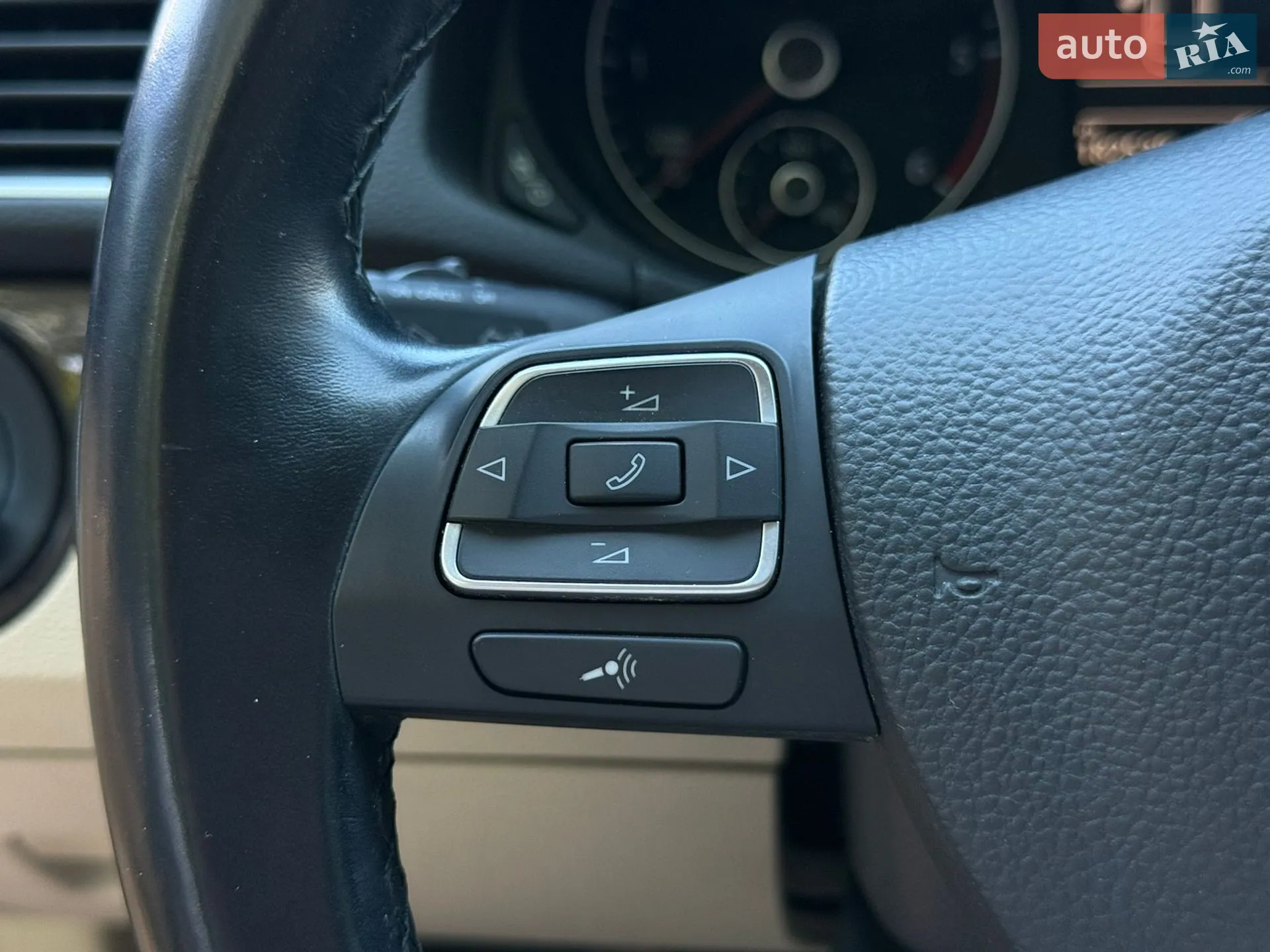2014 Volkswagen Passat - мініатюра 44