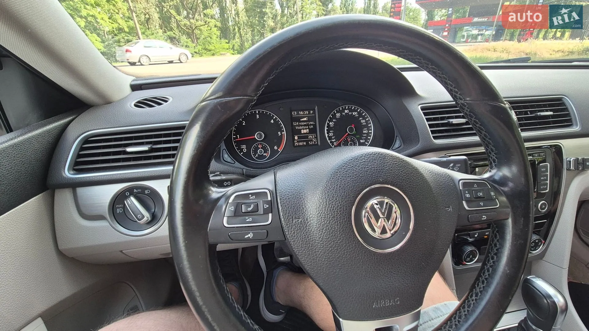 2015 Volkswagen Passat - мініатюра 18