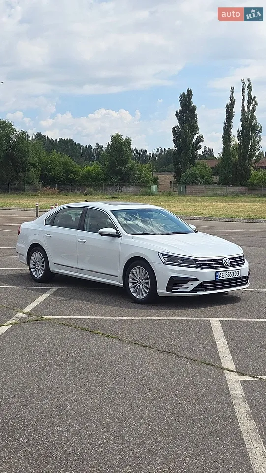 2016 Volkswagen Passat - мініатюра 20