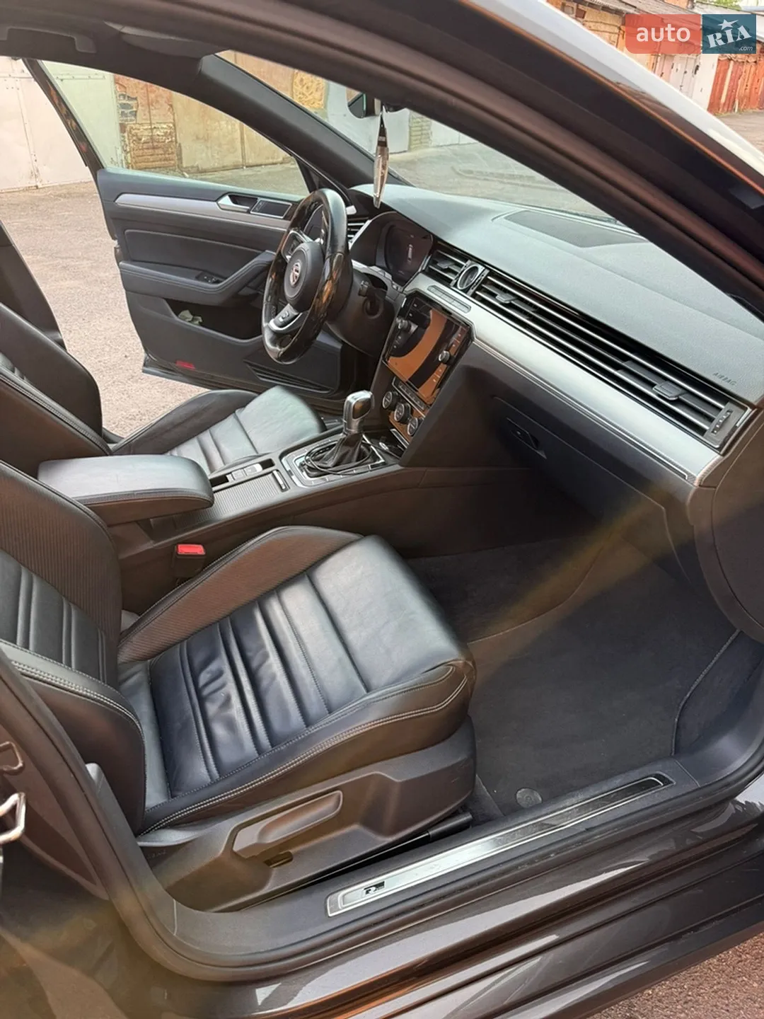 2016 Volkswagen Passat - мініатюра 26