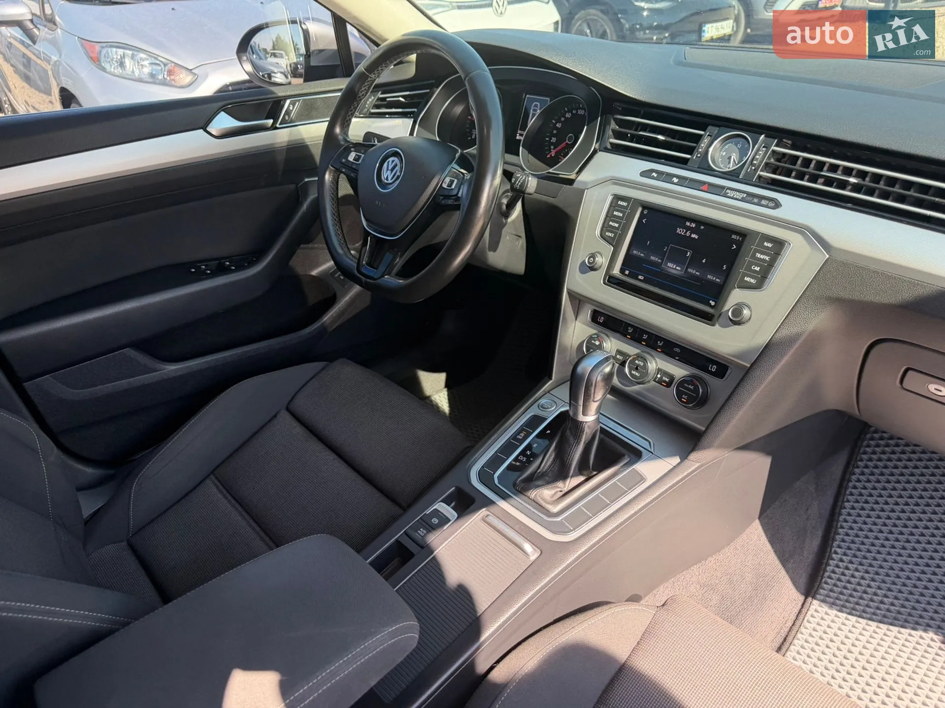 2016 Volkswagen Passat - мініатюра 29