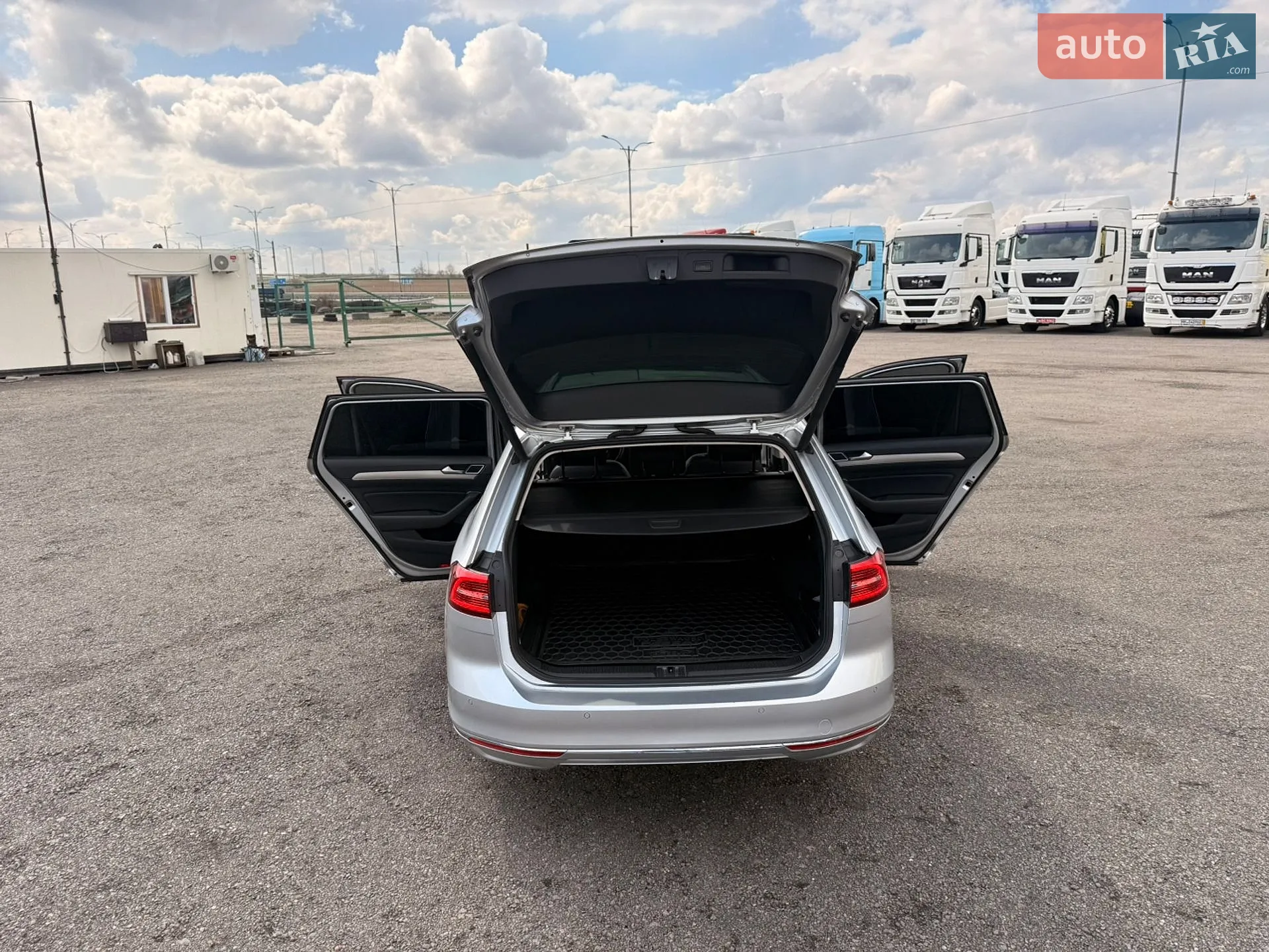 2018 Volkswagen Passat - мініатюра 40