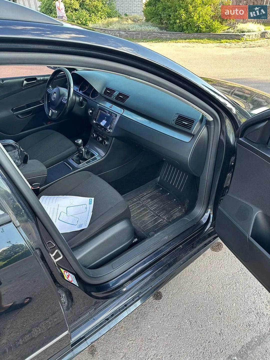 2010 Volkswagen Passat - мініатюра 16