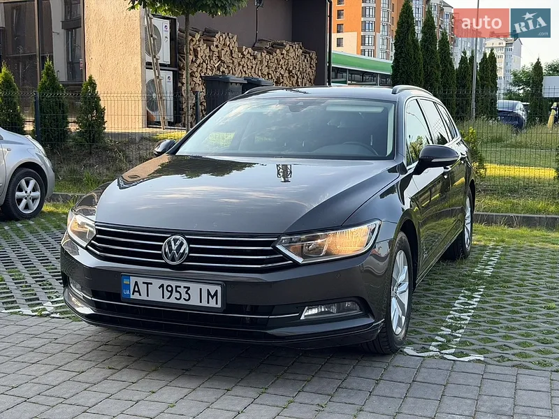 Volkswagen Passat 2017 VIN WVWZZZ3CZJE117175 фото оголошення 3 з 116