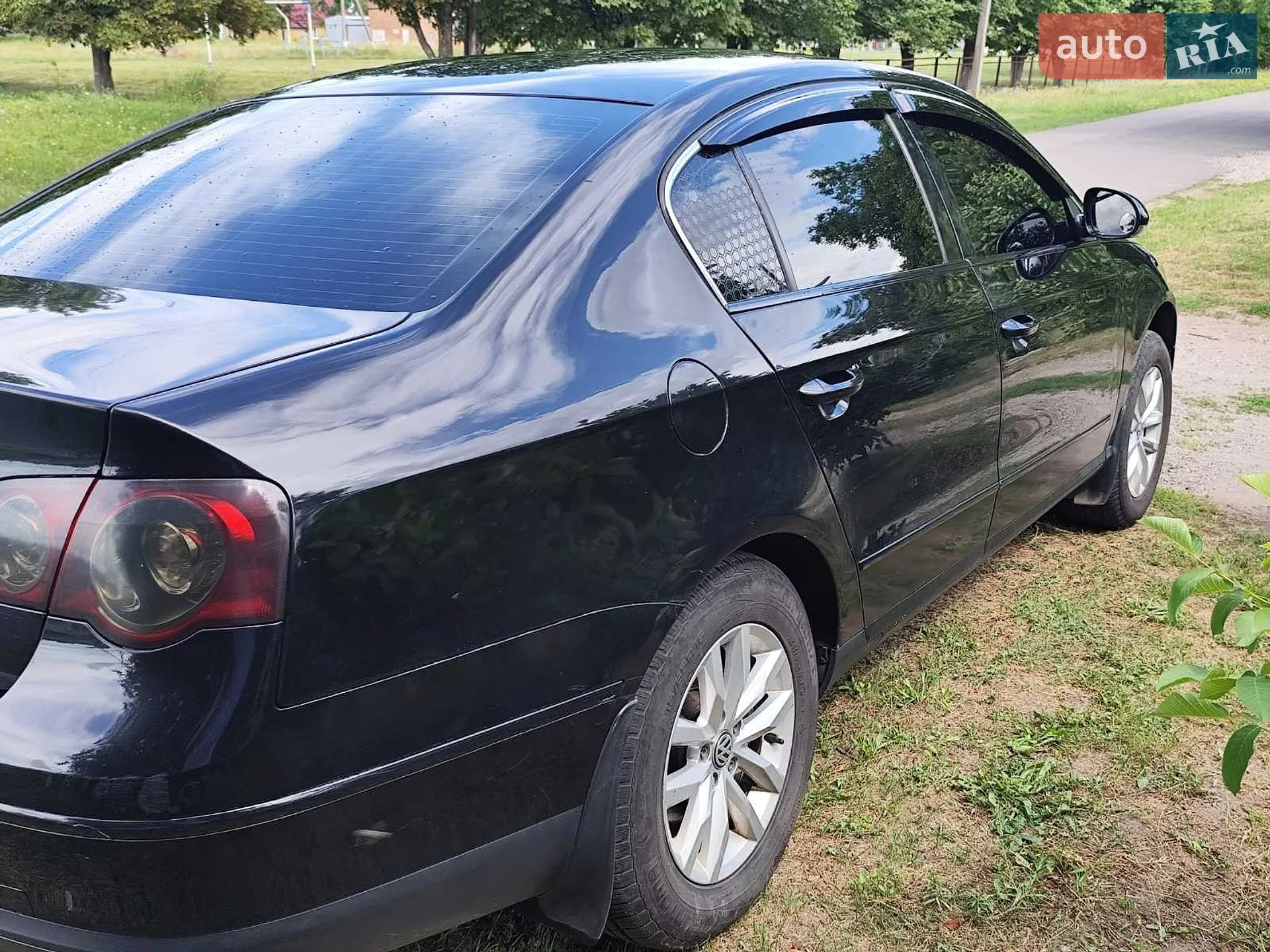 Volkswagen Passat 2005 VIN WVWZZZ3CZ6P079893 фото оголошення 3 з 9