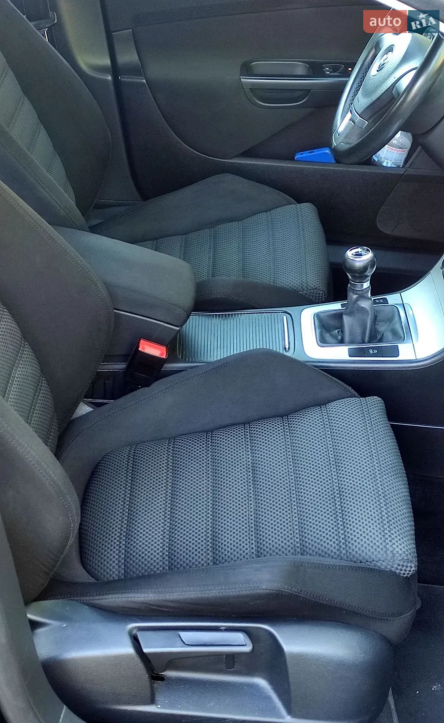 2010 Volkswagen Passat - мініатюра 29