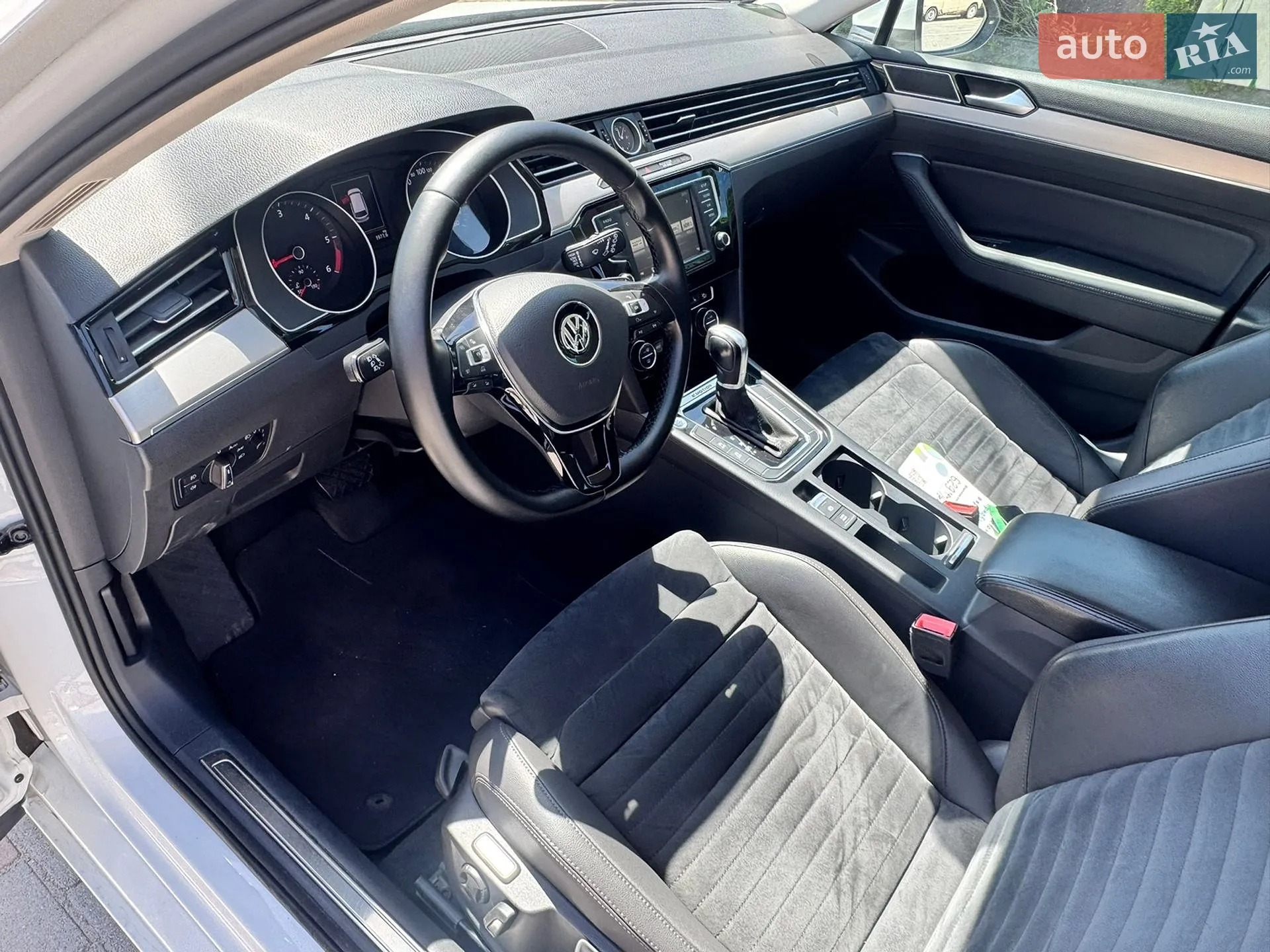 2015 Volkswagen Passat - мініатюра 13