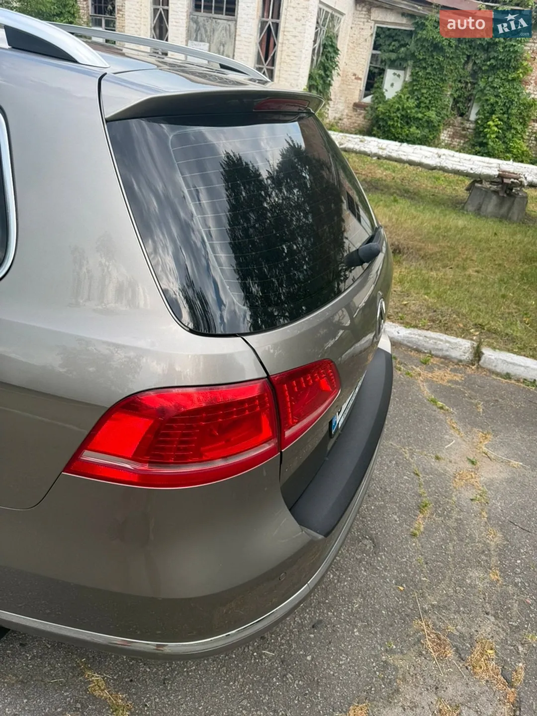 2011 Volkswagen Passat - мініатюра 130