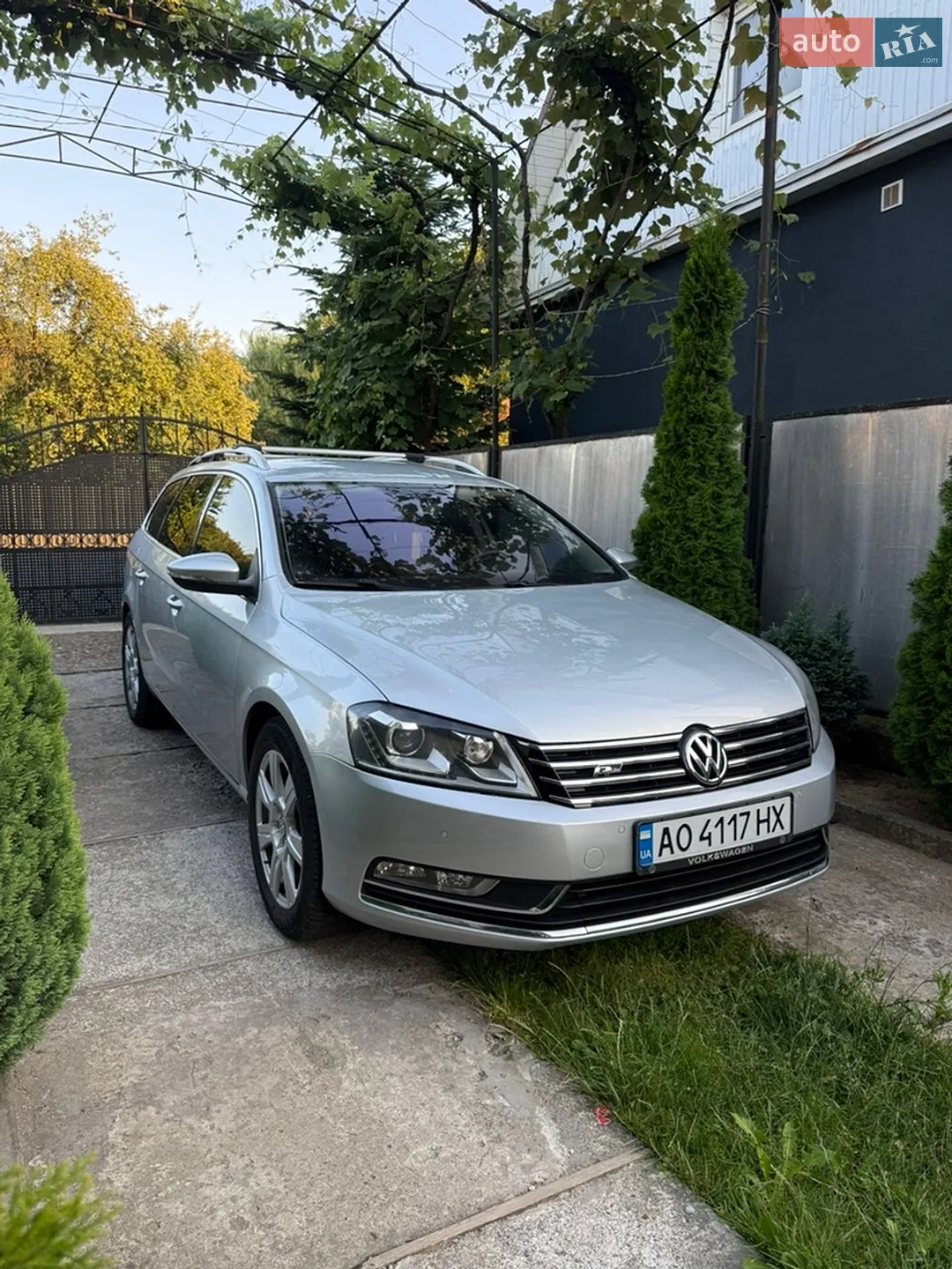 2010 Volkswagen Passat - фото 1
