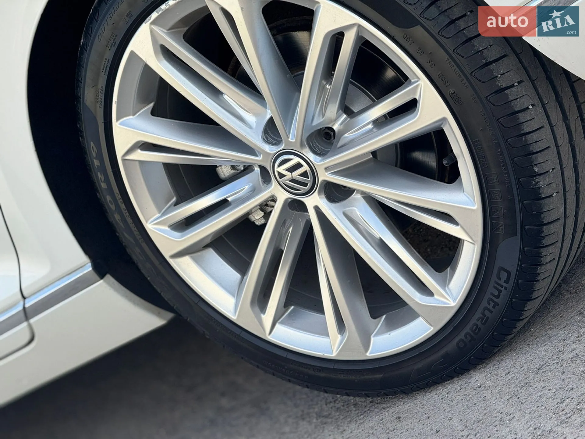 2015 Volkswagen Passat - мініатюра 21