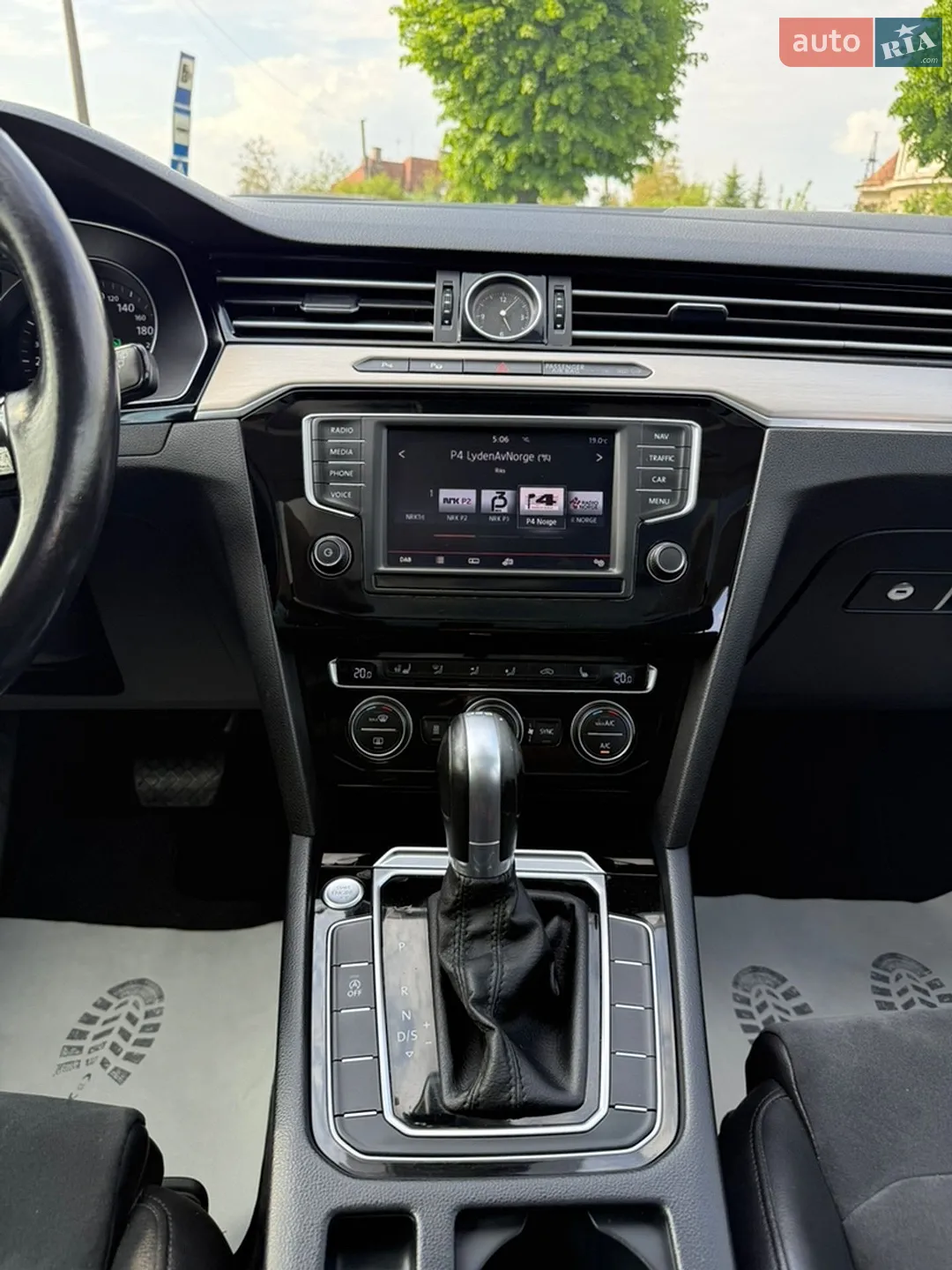 2015 Volkswagen Passat - мініатюра 26