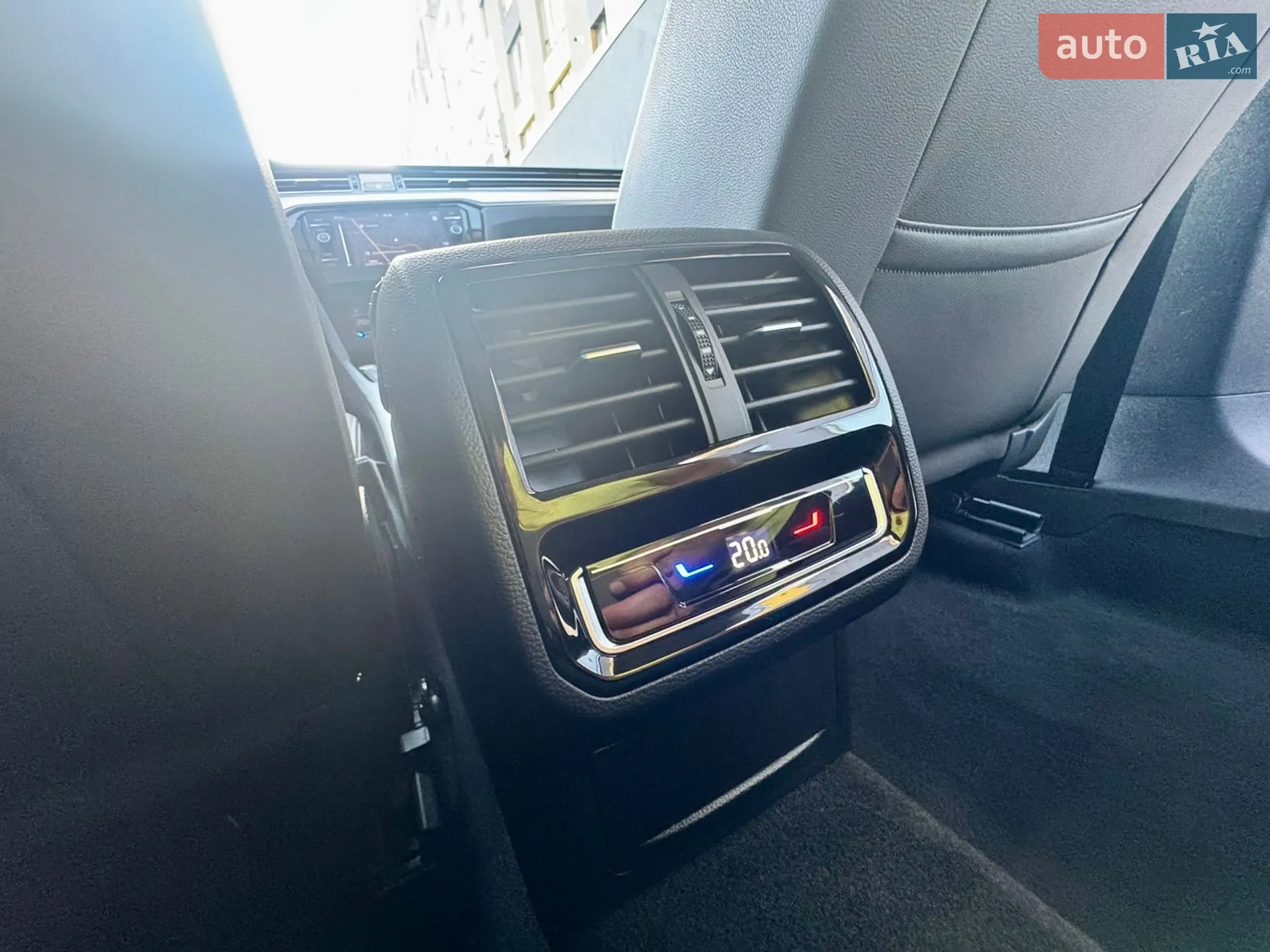 2022 Volkswagen Passat - мініатюра 37