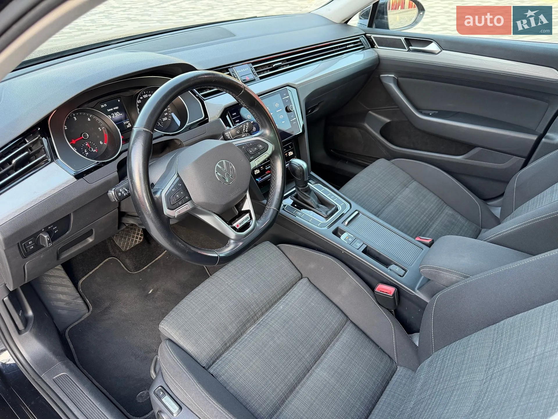 2022 Volkswagen Passat - мініатюра 25