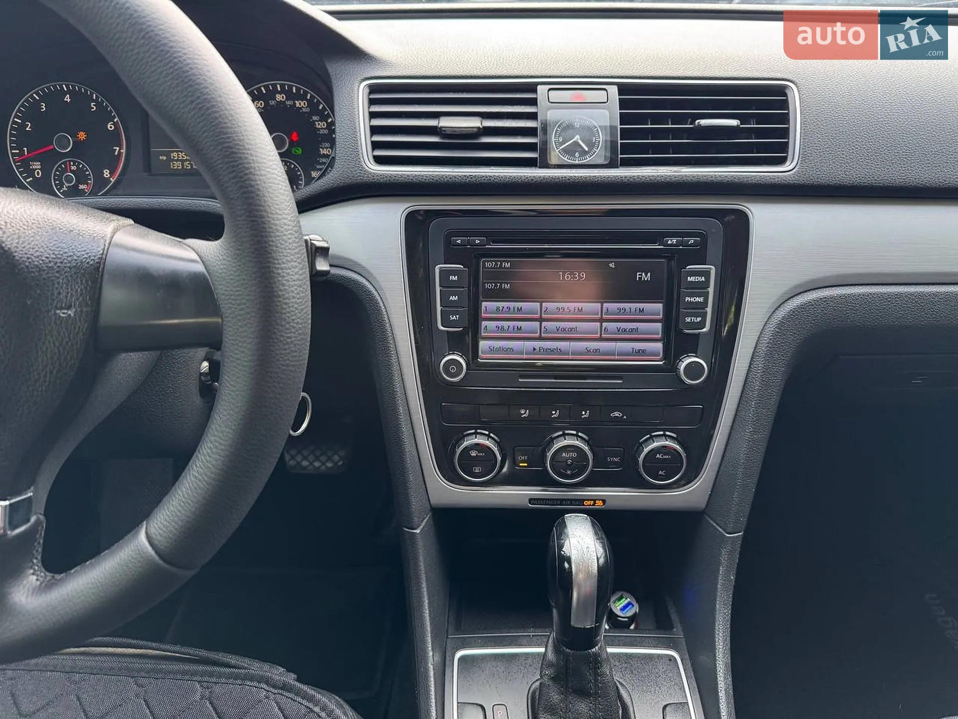 2012 Volkswagen Passat - мініатюра 10