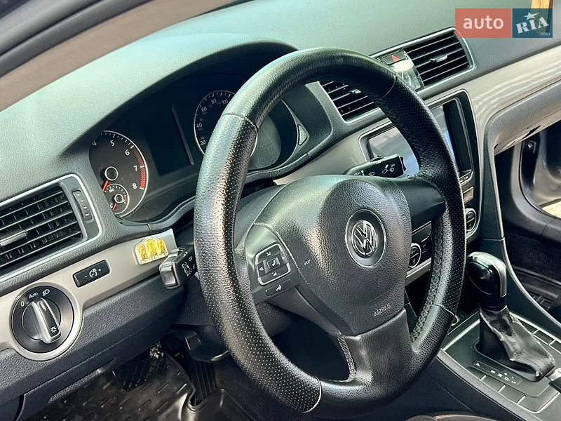 Volkswagen Passat 2012 VIN 1VWAP7A38CC050534 фото оголошення 10 з 66