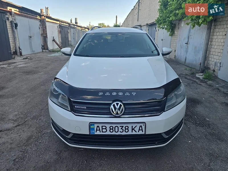 Volkswagen Passat 2012 VIN WVWZZZ3CZCE186920 фото оголошення 2 з 53