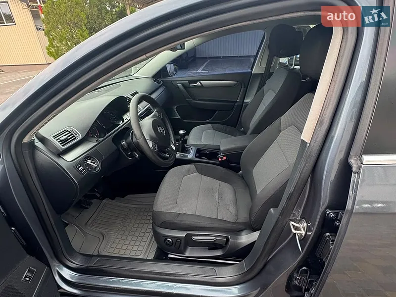 Volkswagen Passat 2012 VIN WVWZZZ3CZCE137758 фото оголошення 10 з 54